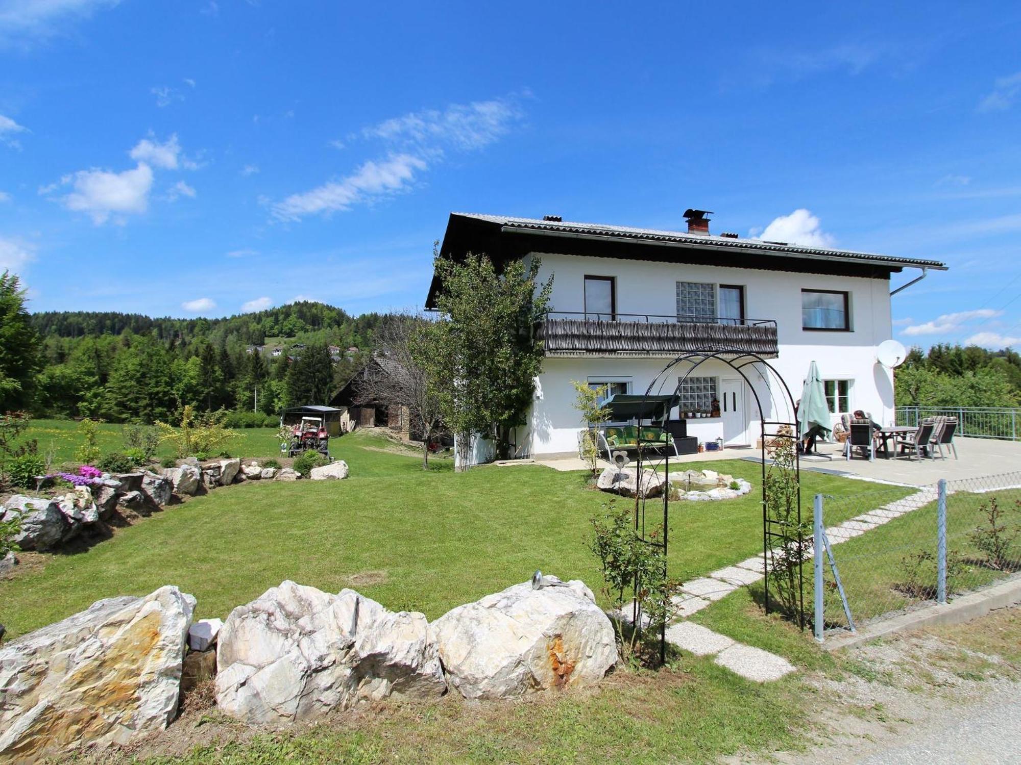 Apartment In Koettmannsdorf Near Bathing Lakes Buitenkant foto